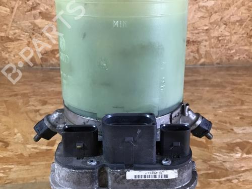 Używane Pompa wspomagania kierownicy VW POLO IV (9N_, 9A_) 1.2 (54 hp) 30913524