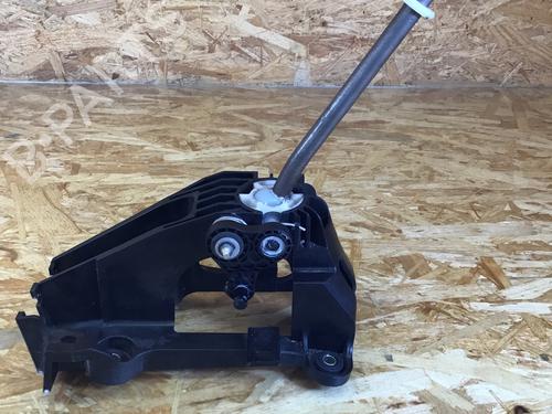 Used Automatic gearbox selector TOYOTA YARIS (_P9_) 1.0 VVT-i (KSP90_, KSP90R) (69 hp) 16986461