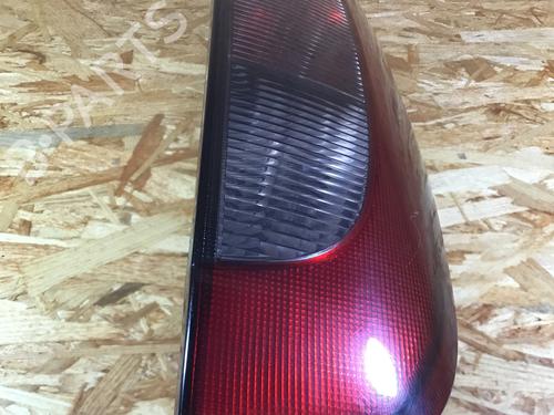 Feu arrière droit OPEL CORSA C (X01) 1.2 (F08, F68) (75 hp) 29705743