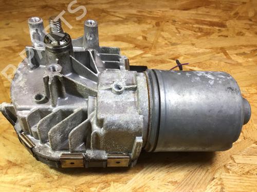 Used Front wiper motor AUDI A3 (8P1) 1.6 (102 hp) 31597298