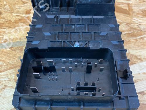 Scatola fusibili VW GOLF V (1K1) 2.0 FSI (150 hp) 32367451