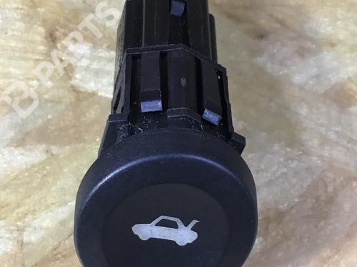 Used Switch FORD FIESTA V (JH_, JD_) 1.4 16V (80 hp) 8109871