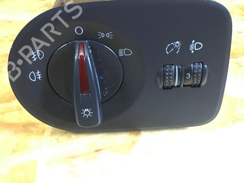 Commande de phare SEAT IBIZA IV SC (6J1, 6P5) 1.2 TSI (86 hp) 29732271