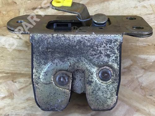 Used Tailgate lock Tailgate lock MITSUBISHI CARISMA (DA_) 1.8 16V GDI (DA2A) (125 hp) 8869579 8869579