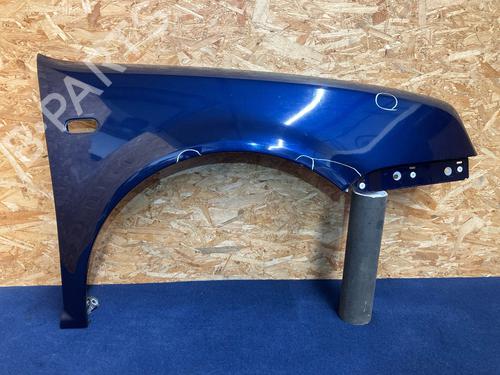 Used Right front fenders VW GOLF IV (1J1) 1.6 FSI (110 hp) 33024612