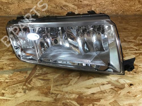 Used Right headlight SKODA FABIA I Combi (6Y5) 1.4 16V (75 hp) 28294053