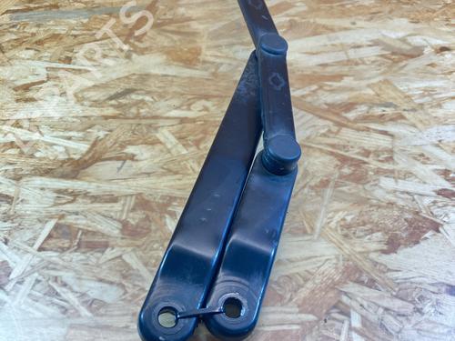 Braccio tergicristallo anteriore NISSAN ALMERA TINO (V10) 1.8 (114 hp) 32367479