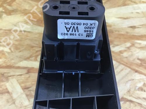 Headlight switch OPEL ASTRA H Estate (A04) 1.6 (L35) | BP28318716I24 