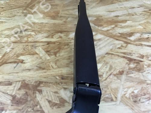 Used Front windshield wiper arm MERCEDES-BENZ A-CLASS (W168) A 140 (168.031, 168.131) (82 hp) 31624403