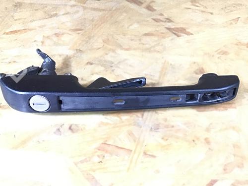 Used Front left exterior door handle Front left exterior door handle VW GOLF II (19E, 1G1) 1.6 (70 hp) 4960755 4960755