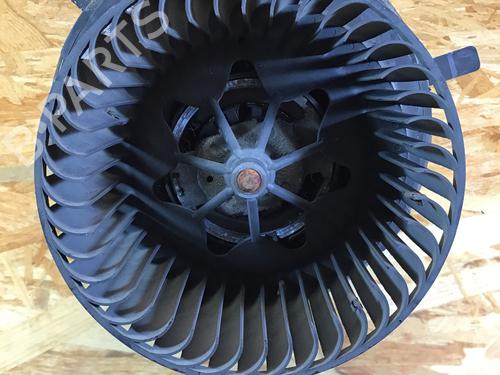 Ventilator motor VW TOURAN (1T1, 1T2) 2.0 TDI 16V (140 hp) 31278329