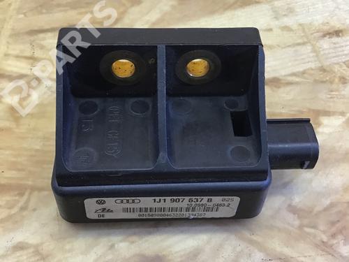 Used ESP ECU ESP ECU VW GOLF IV (1J1) 1.4 16V (75 hp) 11142571 11142571