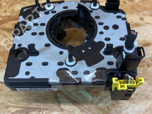 Used Squib airbag VW GOLF IV (1J1) 1.6 (100 hp) 32497589