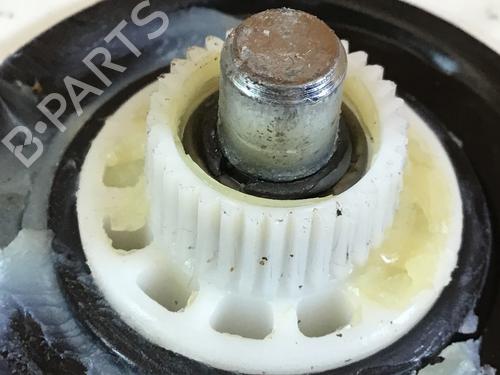 Vindusheismotor venstre foran VW GOLF IV (1J1) 1.6 16V | BP29833550E21 