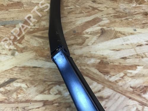 Braccio tergicristallo anteriore ALFA ROMEO 147 (937_) 1.6 16V T.SPARK ECO (937.AXA1A, 937.BXA1A) (105 hp) 31345197