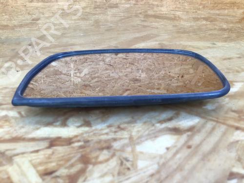 Verre de rétroviseur droit TOYOTA STARLET (_P9_) 1.3 (EP91_, EP91R) (75 hp) 31921857