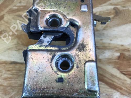 Cerradura puerta delantera derecha VW PASSAT B3/B4 Variant (3A5, 35I) 1.6 (101 hp) 31643887