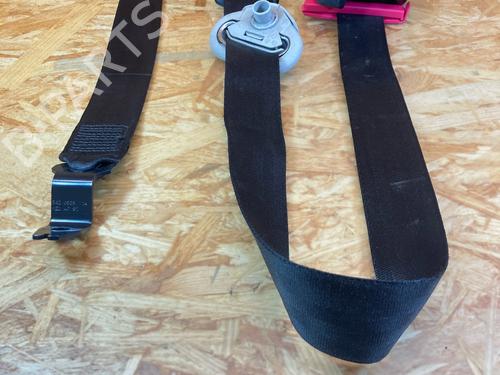 Sikkerhetsbelte foran venstre VW POLO (6N2) 1.4 (60 hp) 32219263