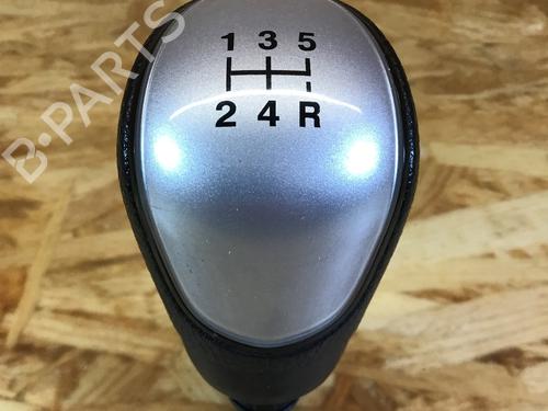 Used Shift knob FORD FIESTA VI (CB1, CCN) 1.4 (97 hp) 31643870