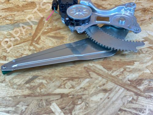 Used Rear left window mechanism SUZUKI IGNIS III (MF, FF) 1.2 Hybrid AllGrip (ATK412) (83 hp) 32215194