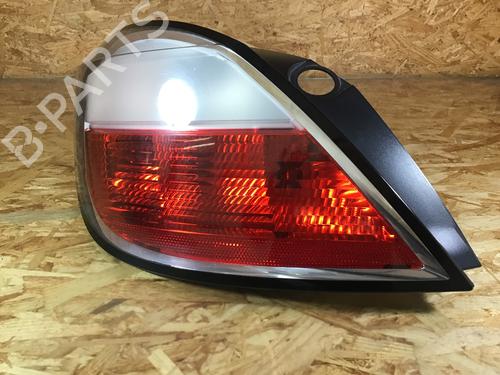 Fanale posteriore sinistro OPEL ASTRA H (A04) 1.6 (L48) (105 hp) 31345200