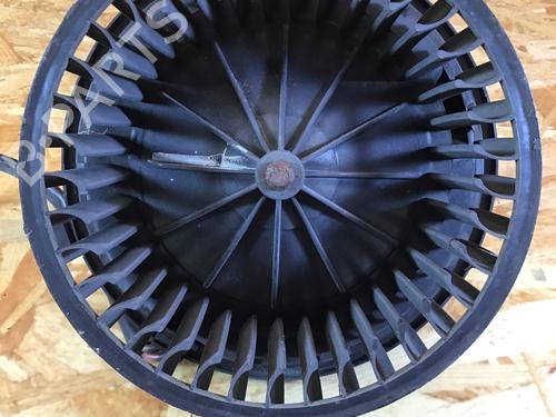 Ventola Interna stufa abitacolo VW TRANSPORTER T4 Van (70A, 70H, 7DA, 7DH) 1.9 D (60 hp) 31919132