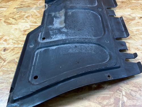 Underbody protection VW GOLF IV (1J1) 1.6 | BP32476055M92 