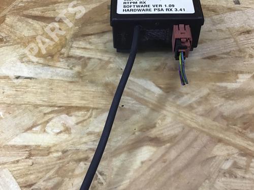 control-unit-peugeot-607-9d-9u-22-hdi-peugeot-9637407580-2000-9739183 main image