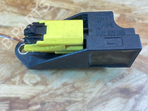 Used Electronic module Electronic module VW GOLF IV (1J1) 1.4 16V (75 hp) 33556336 33556336