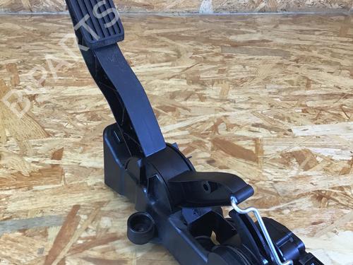 Pedal MERCEDES-BENZ A-CLASS (W169) A 150 (169.031, 169.331) (95 hp) 28302086