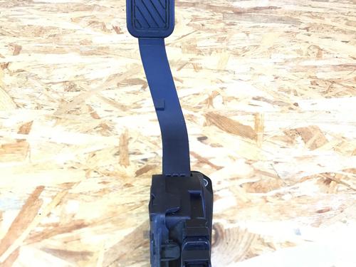Pedal FORD FIESTA VI (CB1, CCN) 1.4 (97 hp) 31624368