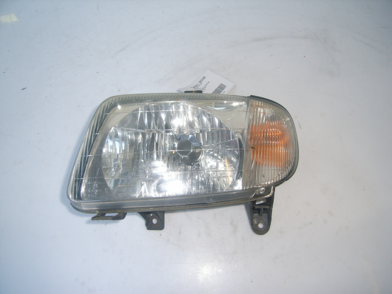 Left headlight DAIHATSU CUORE V (L7_) 1.0 i (L701) 2565153 BParts