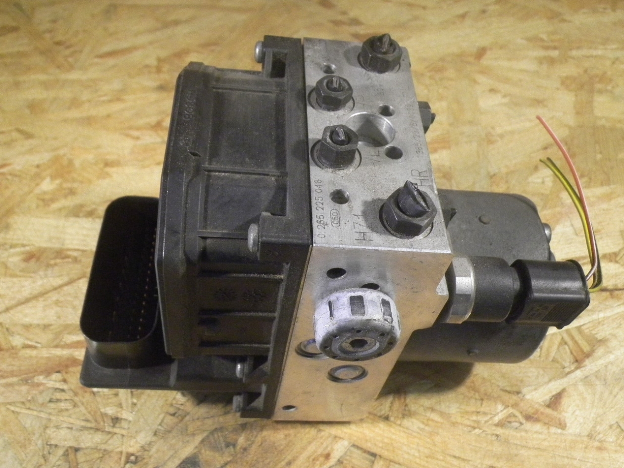 ABS AUDI A4 Avant (8E5, B6) 1.9 TDI AUDI 8E0614517 BParts