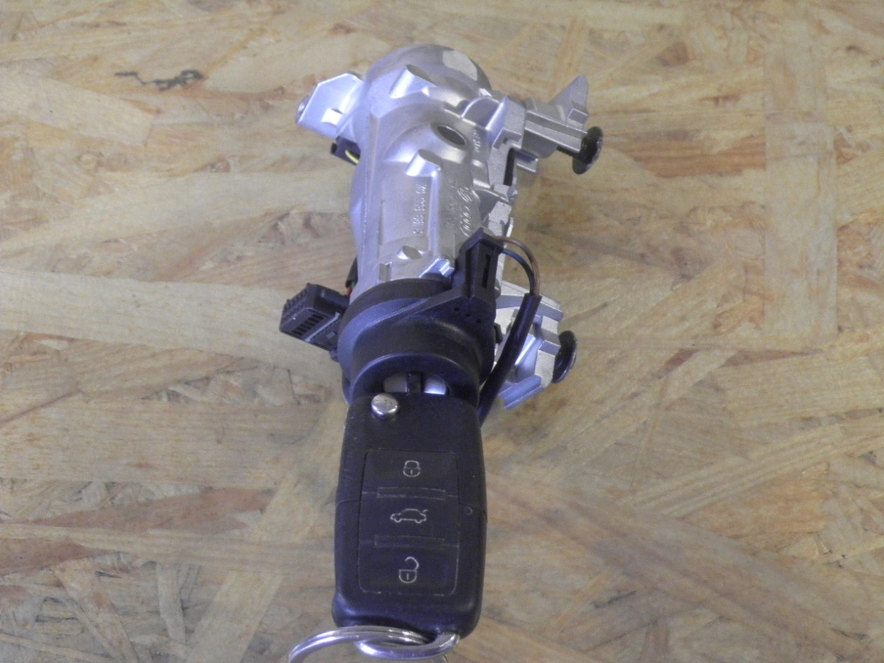 Zündschloss VW GOLF V (1K1) 1.9 TDI 1K0905851BVWmit Schlüssel BParts