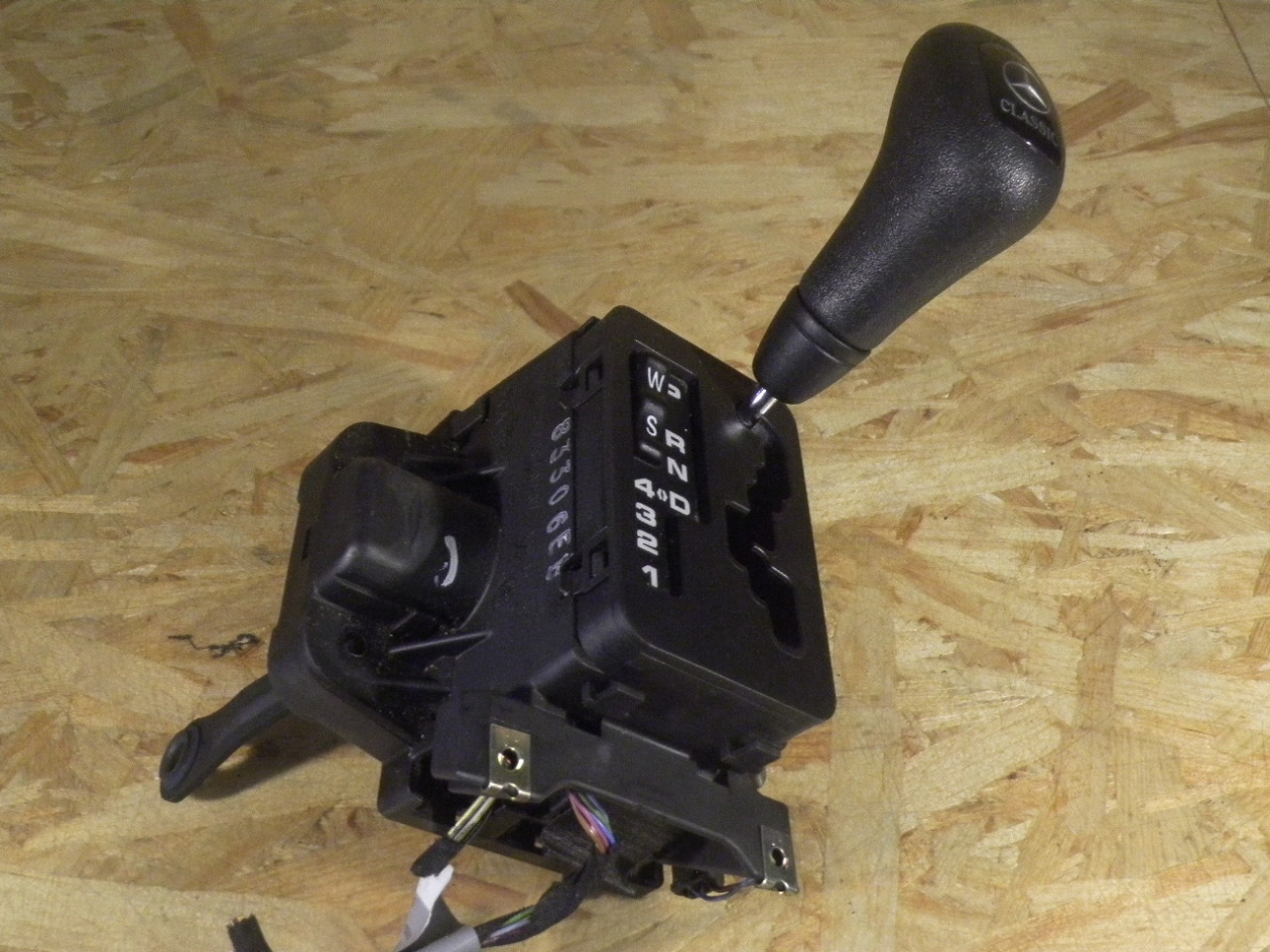 Automatic gearbox selector MERCEDESBENZ CCLASS (W202) C 220 D (202.