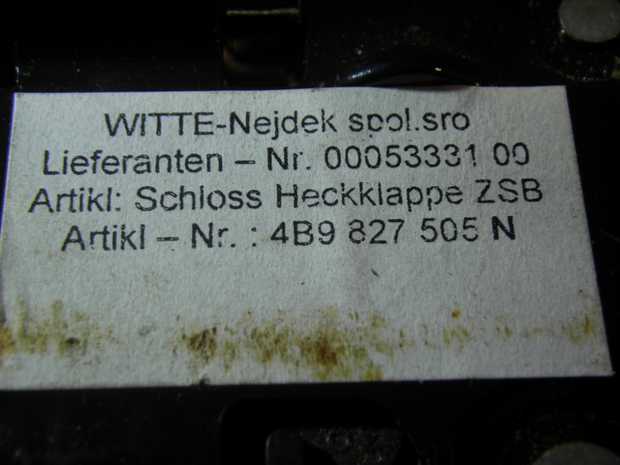 Original VW SCHLOSS 4B9827505N