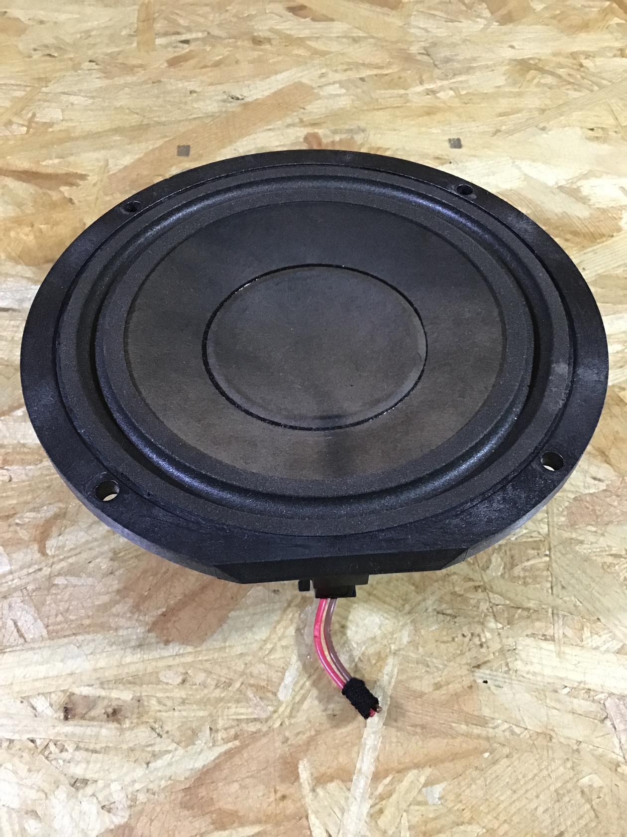 speakers-vw-sharan-7m8-7m9-7m6-2-0-tdi-7871157-b-parts
