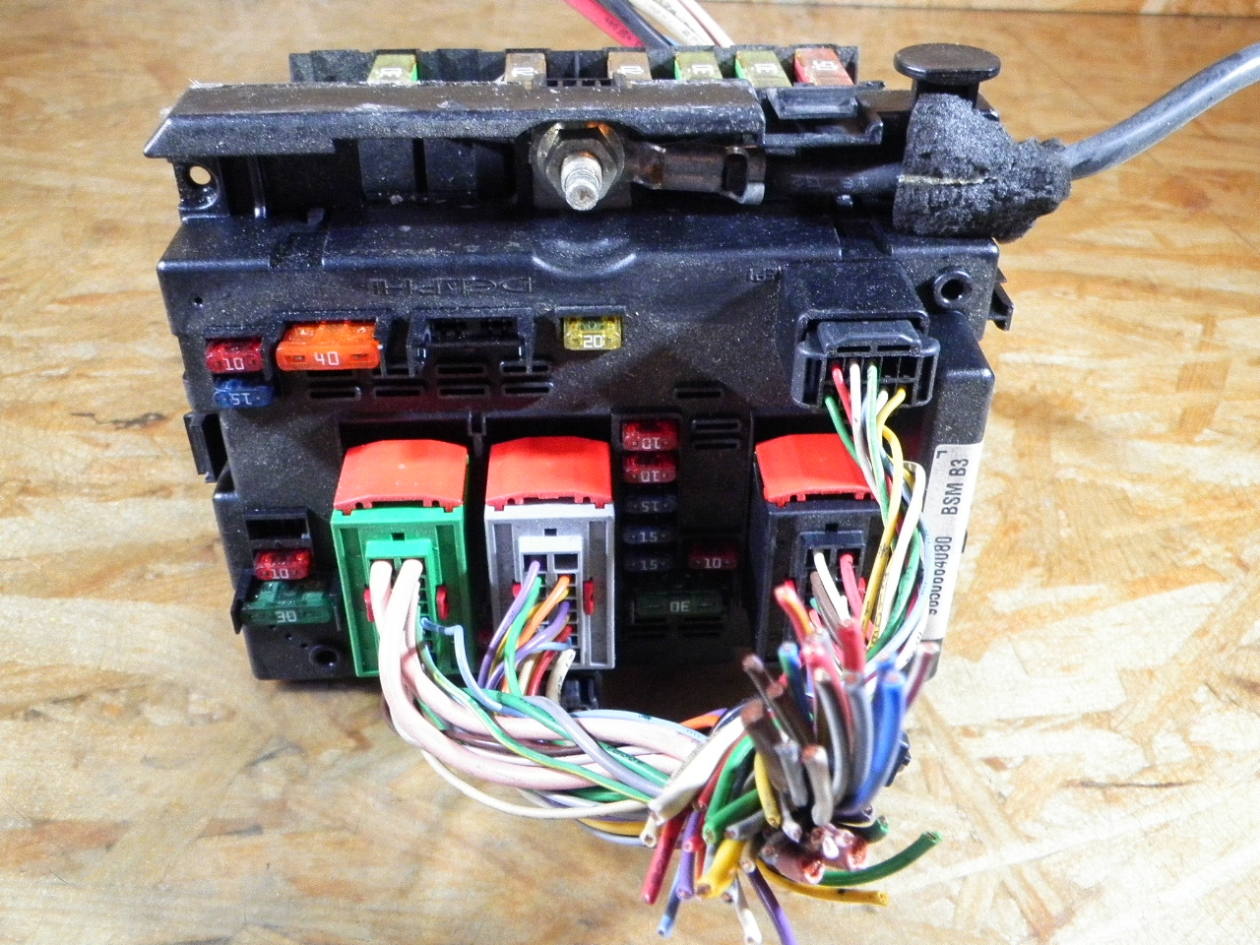 Fuse Box Peugeot 206 Hatchback 2a C 1 6 16v Peugeot 9050664080