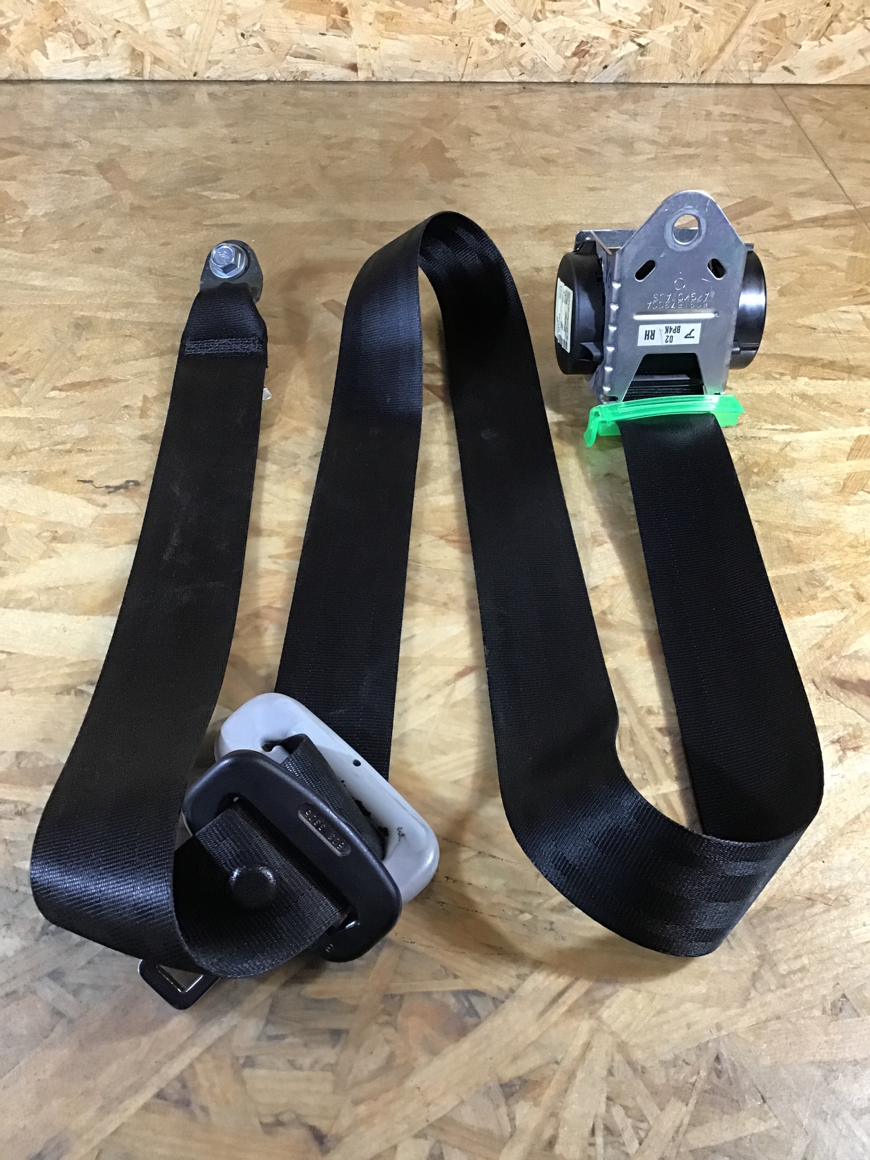 Rear Right Driver O//S Seatbelt /& Buckle Mazda 6 GJ 2013-2016 Estate