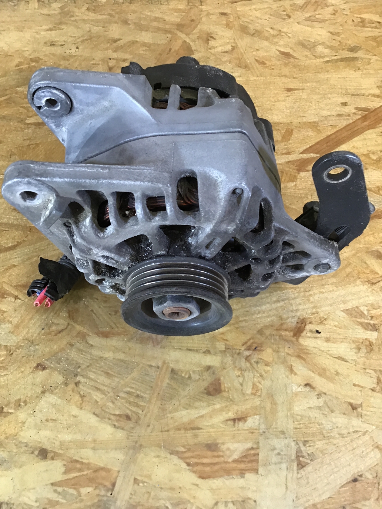Alternator HYUNDAI GETZ (TB) 1.3 6076560 BParts