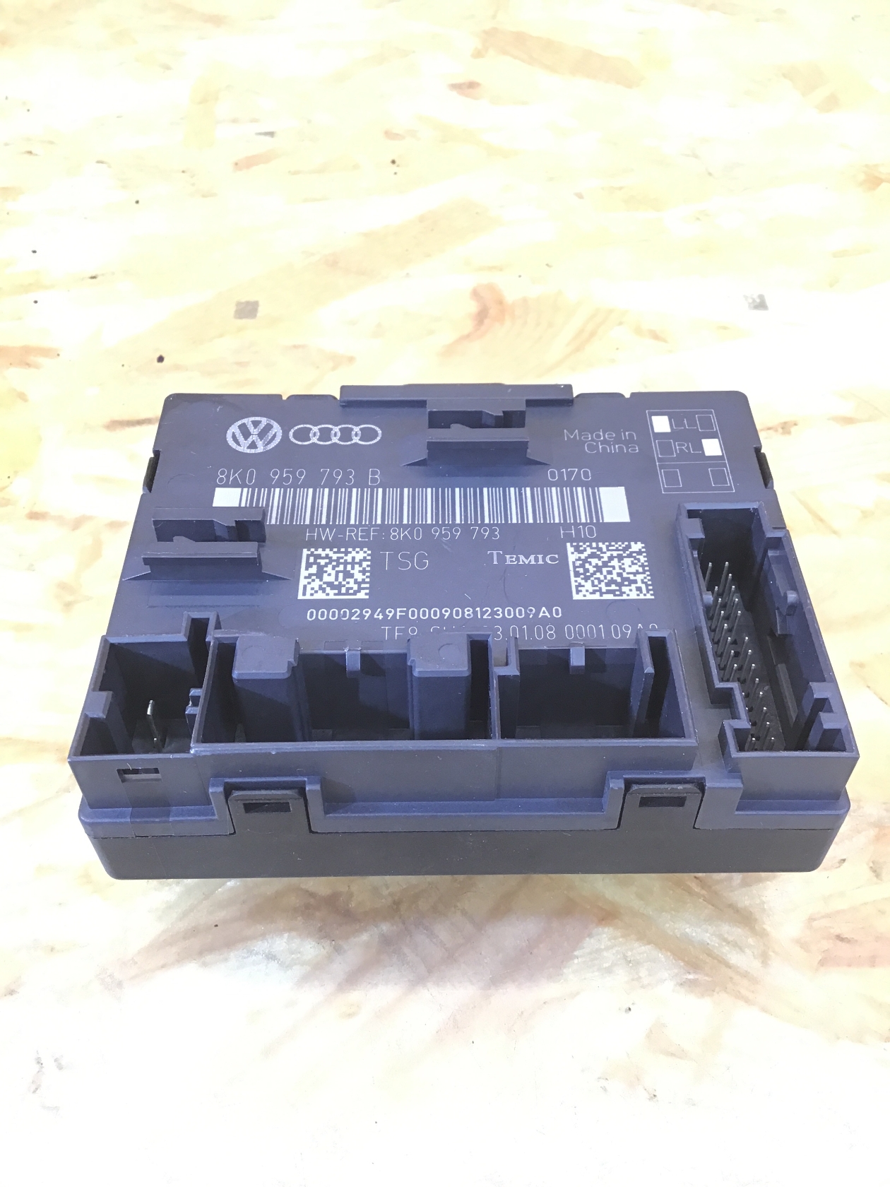 Control unit AUDI A4 B8 (8K2) 2.0 TDI 9241873 | B-Parts