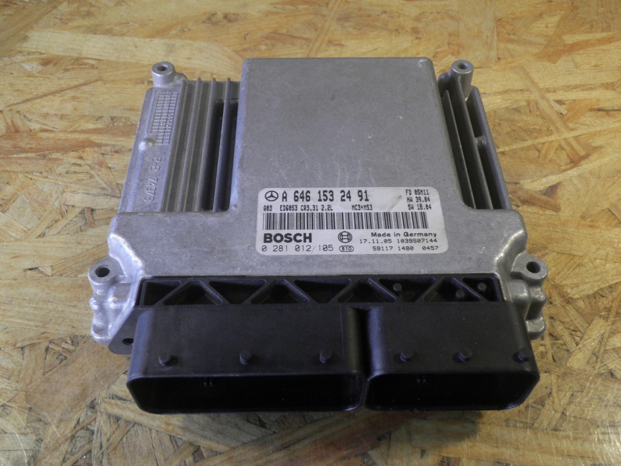 Mercedes Engine Control Unit Engine control unit (ECU) MERCEDES-BENZ VITO / MIXTO Van (W639) 115 CDI ...