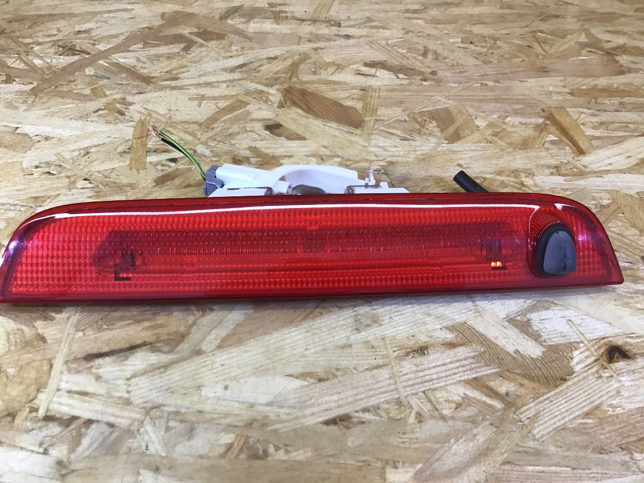 Third brake light FORD FUSION (JU_) 1.4 9186975 BParts
