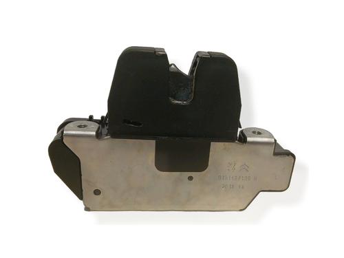 Used Tailgate lock PEUGEOT 2008 I (CU_) 1.2 THP 110 / PureTech 110 (110 hp) 22927057