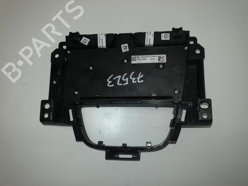 Used Radio Radio OPEL ASTRA J GTC 2.0 CDTI (08) (165 hp) 34481621 34481621