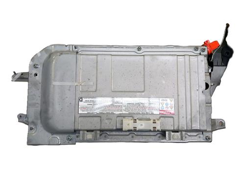 Used Battery TOYOTA YARIS (_P13_) 1.5 Hybrid (NHP130_, NHP130) (101 hp) 25595459