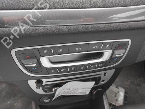 Used Climate control RENAULT MEGANE III Hatchback (BZ0/1_, B3_) 1.5 dCi (BZ1G, BZ1W, BZ0R) (95 hp) 14465383