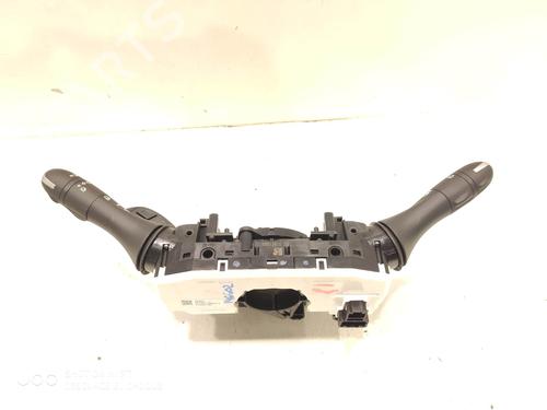 Used Switch Switch RENAULT MEGANE IV Hatchback (B9A/M/N_) 1.5 Blue dCi 115 (B9A6) (116 hp) 34489519 34489519