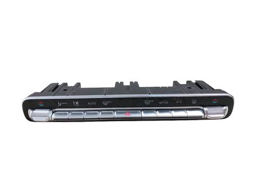 Used Climate control Climate control 37685865 37685865