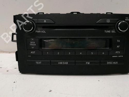 Used Radio TOYOTA AURIS (_E18_) [2012-2018]  18702941